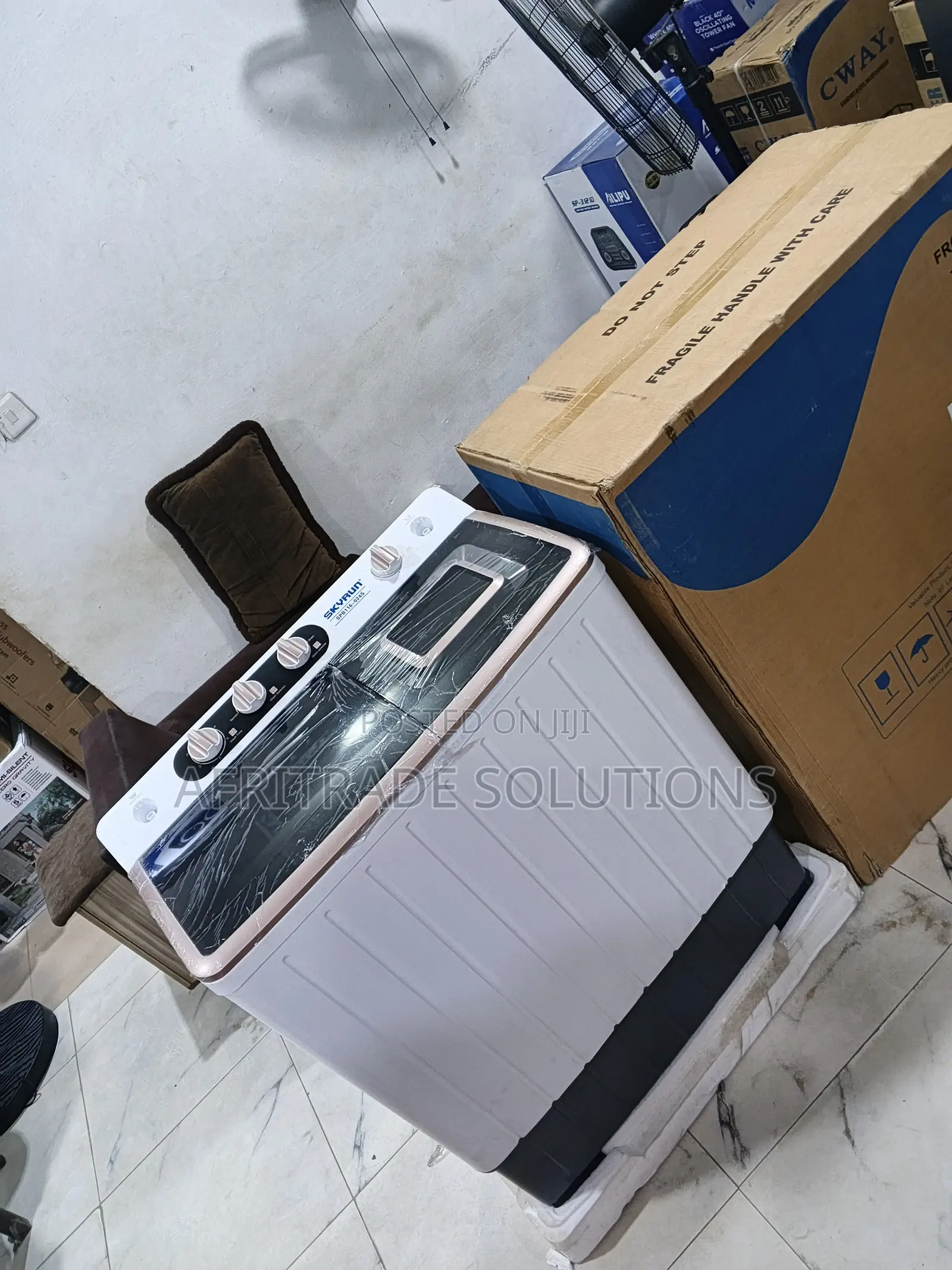 Skyrun 11kg Twin Tub Washing Spinning Machine