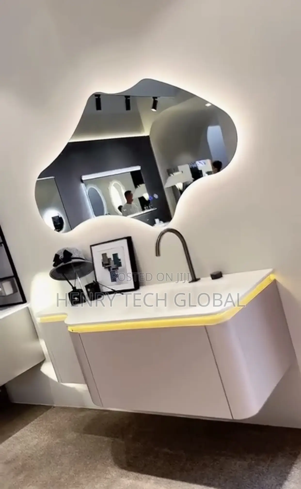 Highly Designs of Cabinets Basin With Mirrors (Size 80,90and 120)