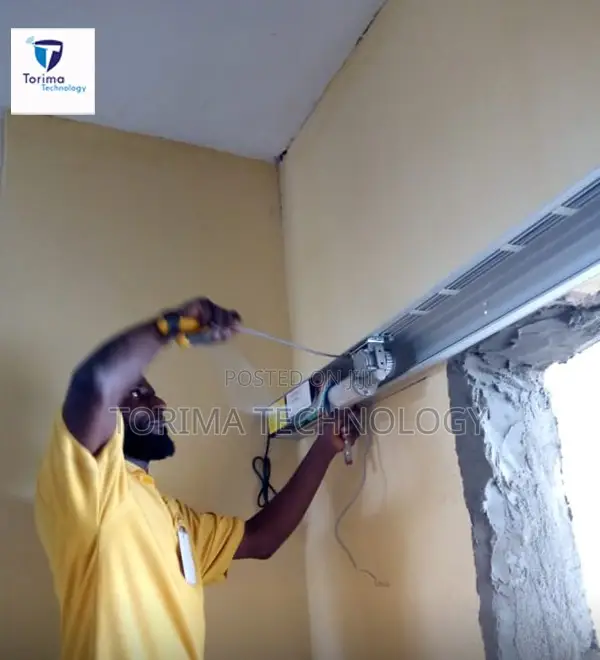 Automatic Frameless Sensor Door