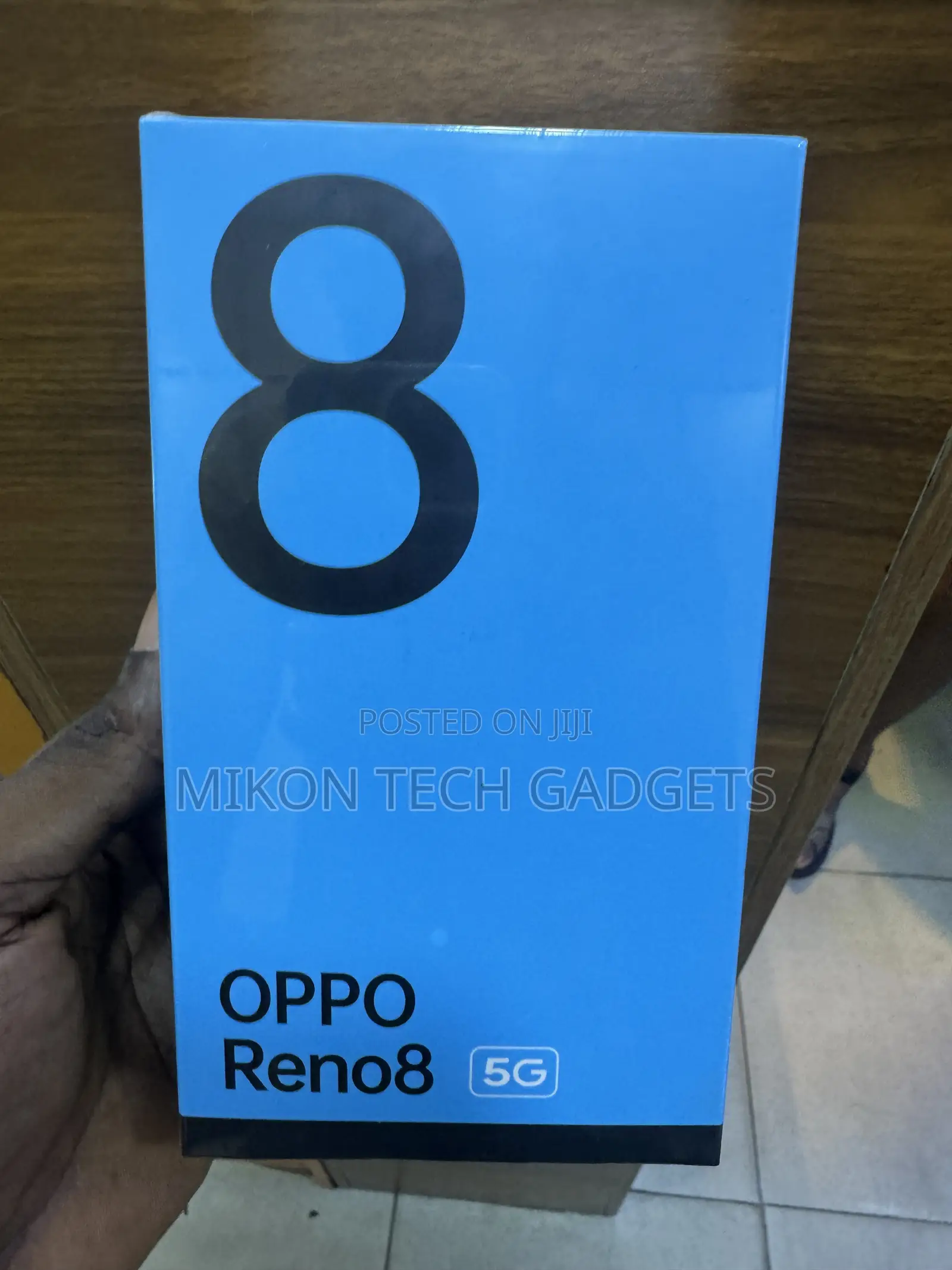 New Oppo Reno8 5G 256 GB Gold