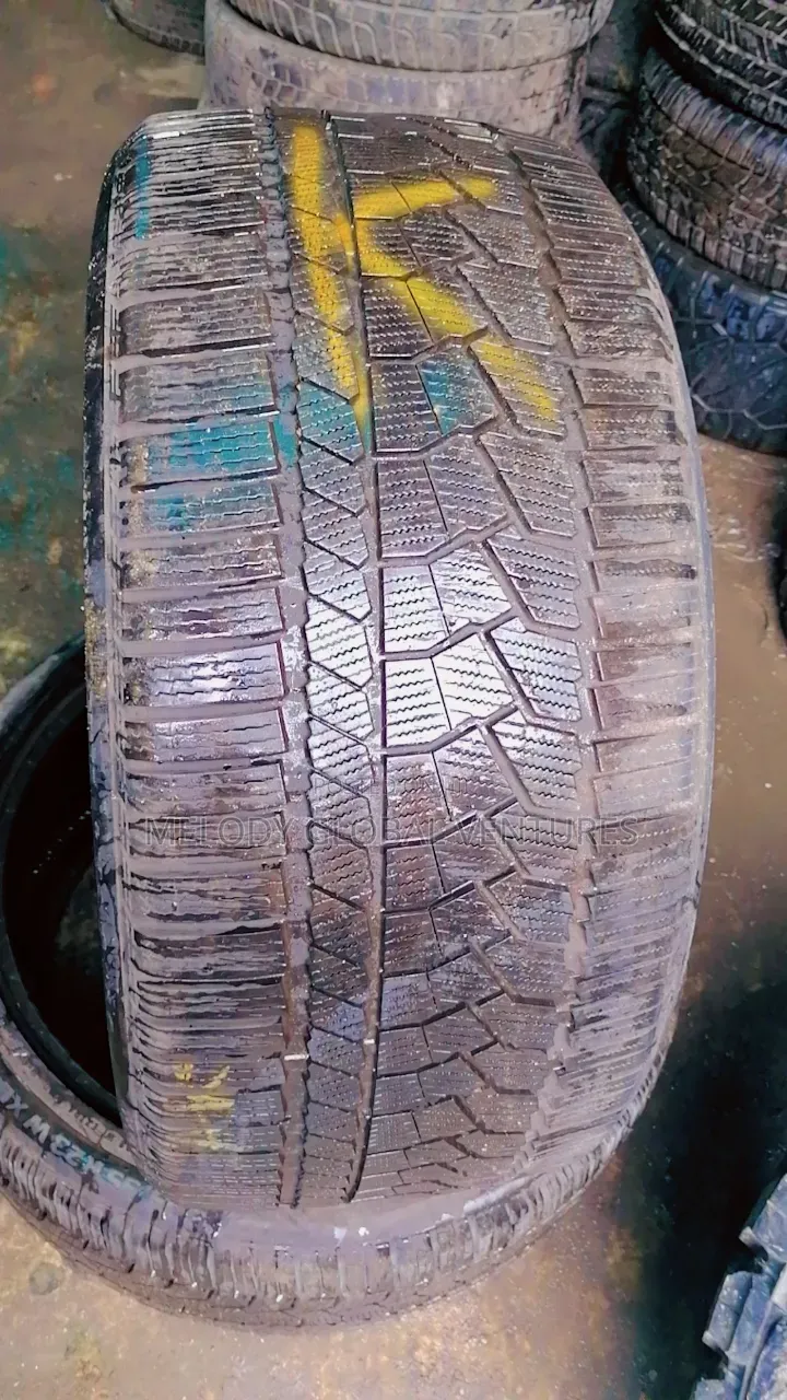 Original Grade One Tokunbo Tires 295/35r23 Continental Tires