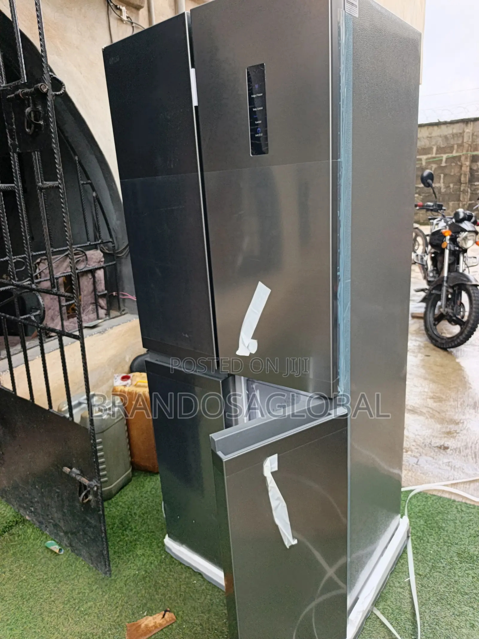 Lg 434l Side by Side Refrigerator [Ref-41fplamgcf]–Large Capacity