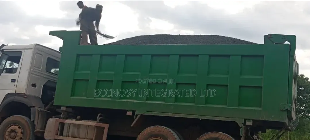 Robust High-Grade Granite Chippings for Aggregate