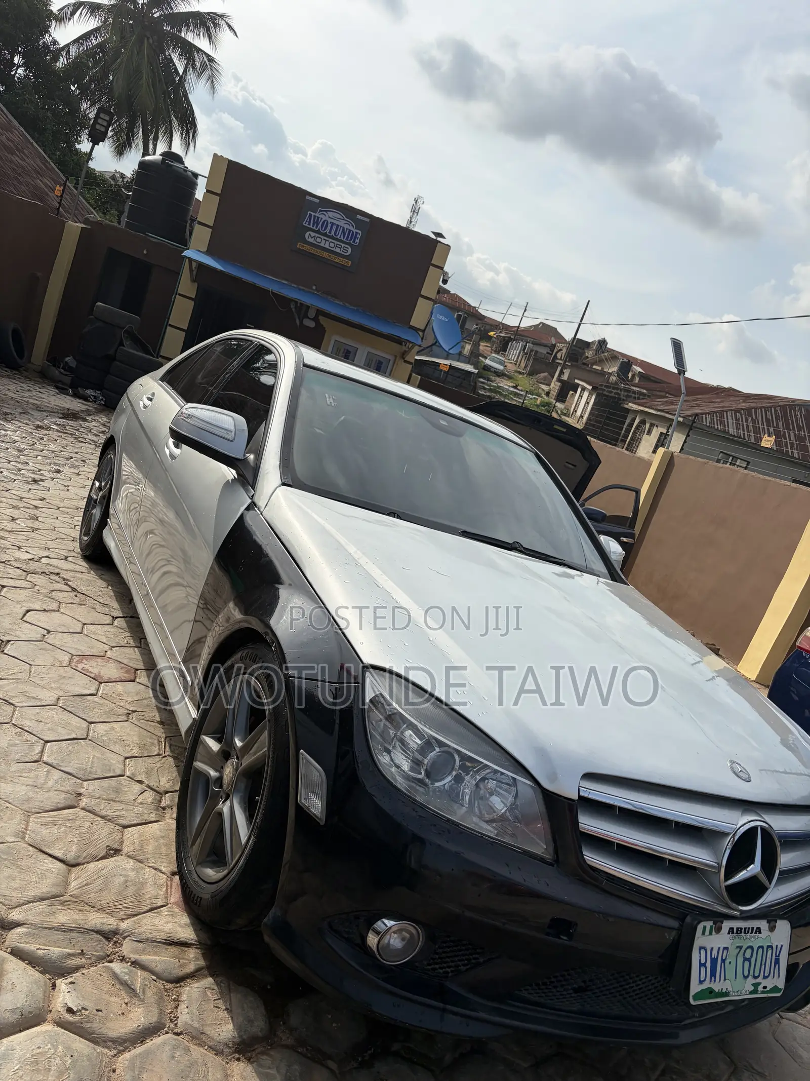 Mercedes-Benz C300 2010 Silver