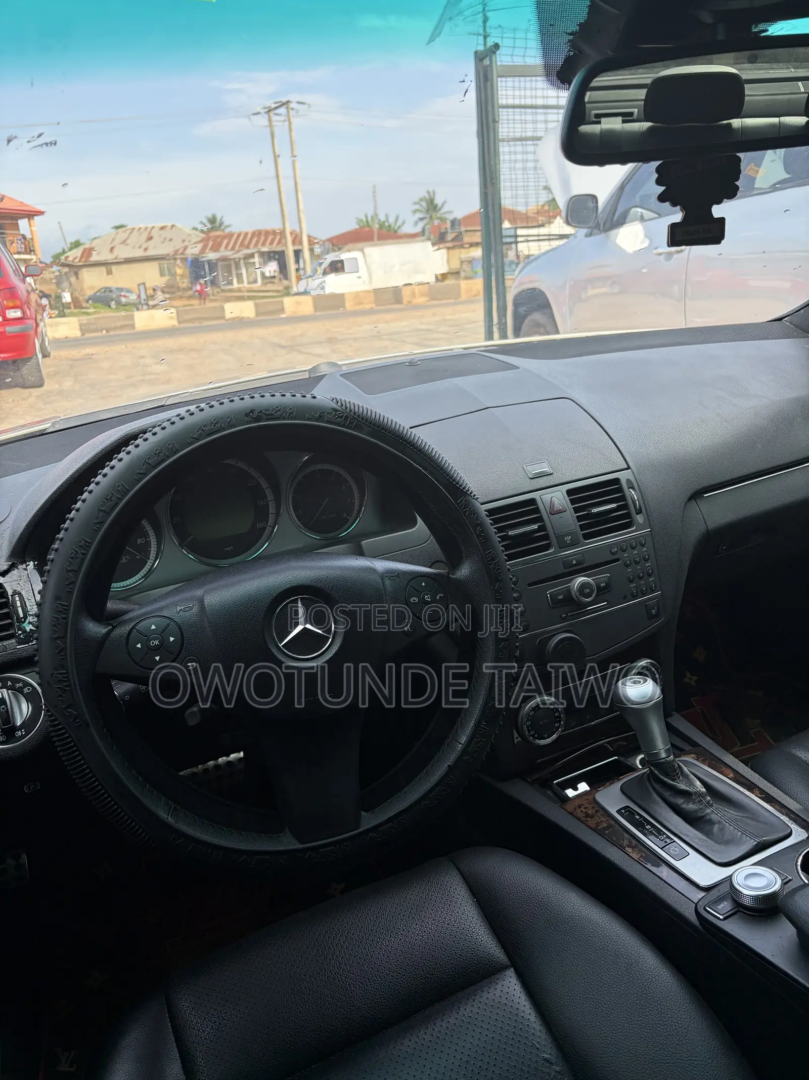 Mercedes-Benz C300 2010 Silver