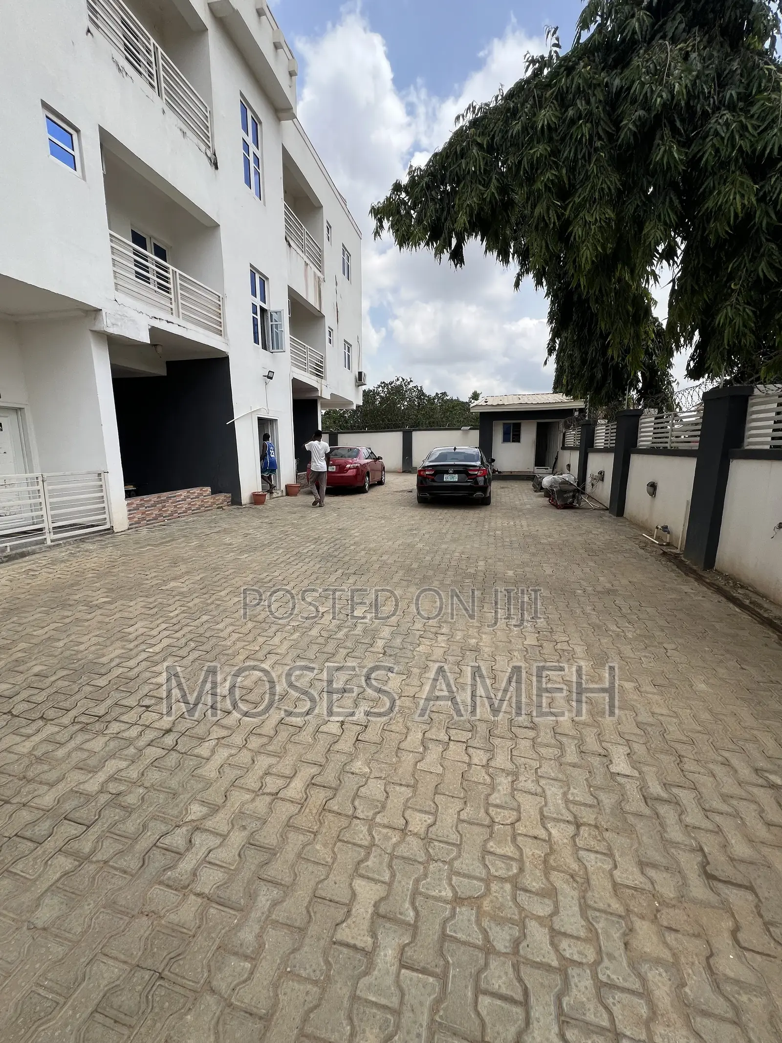 2bdrm Block of Flats in Katampe (Main) for sale