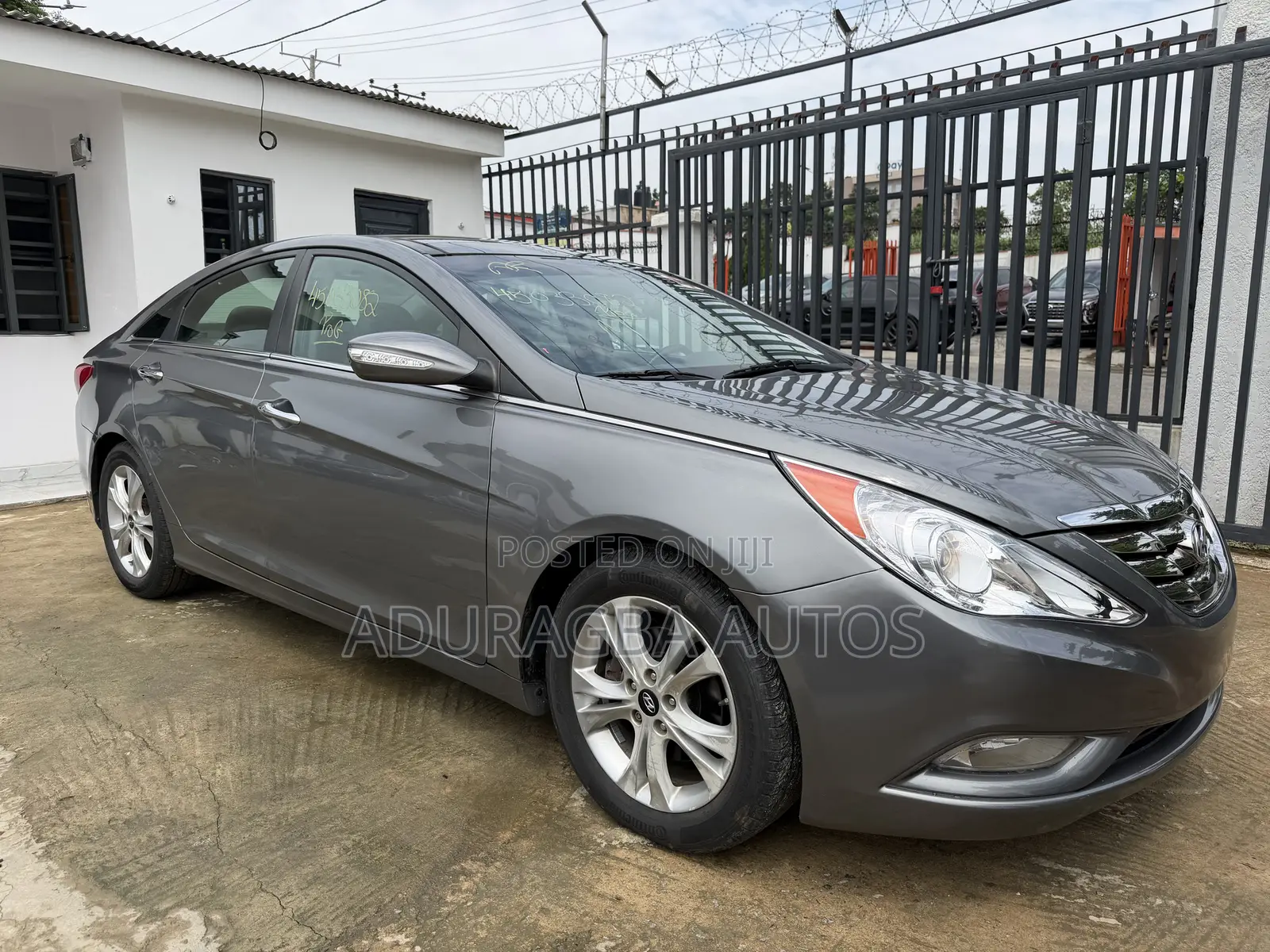 Hyundai Sonata Limited 2.0T Sedan (2.0L 4cyl 6A) 2013 Gray