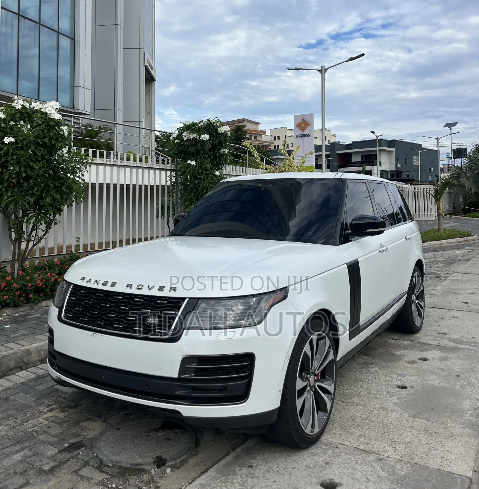 Rover Land 2018 White