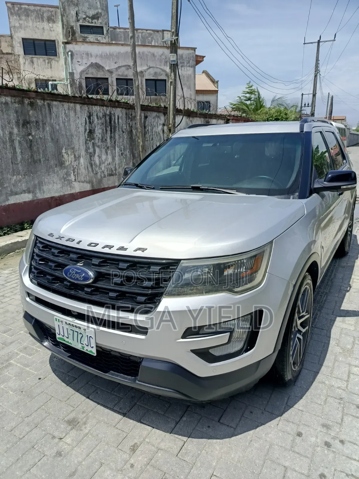 Ford Explorer Sport 4dr SUV AWD (3.5L 6cyl Turbo 6A) 2016 Silver