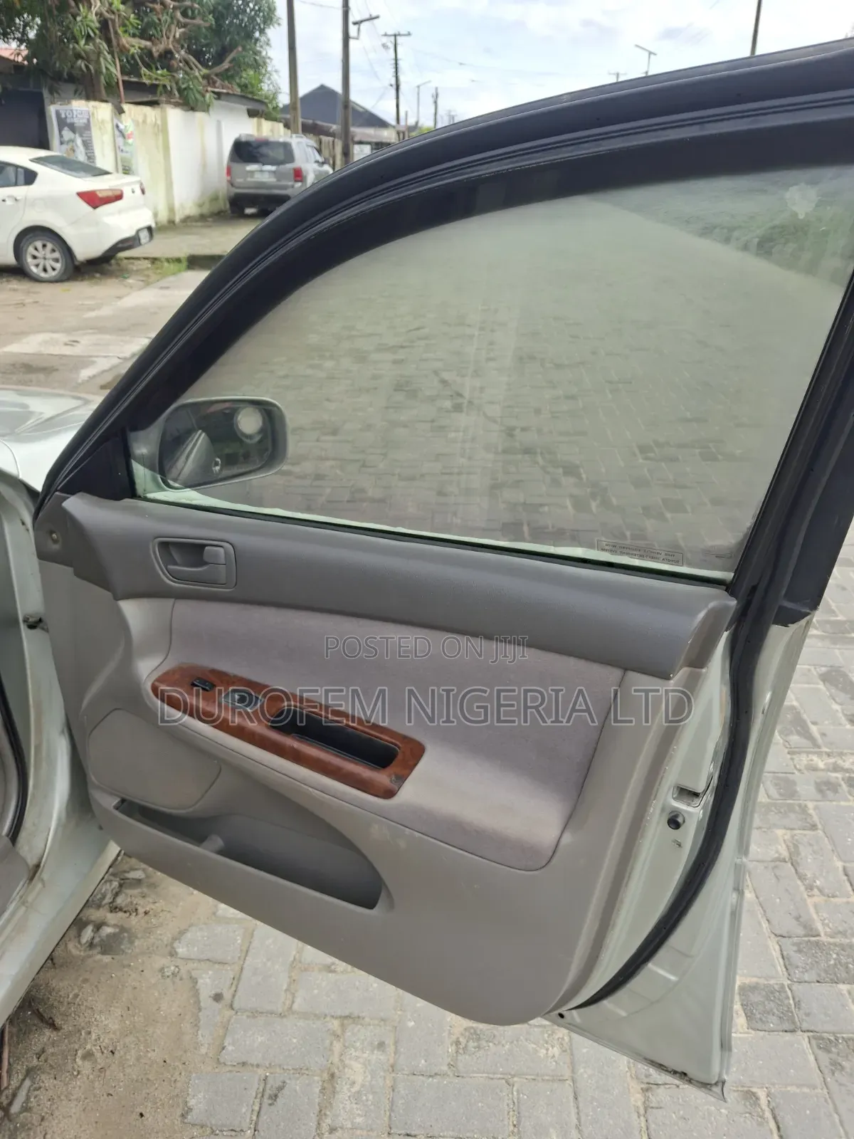 Toyota Camry 2.4 XLE 2005 Silver