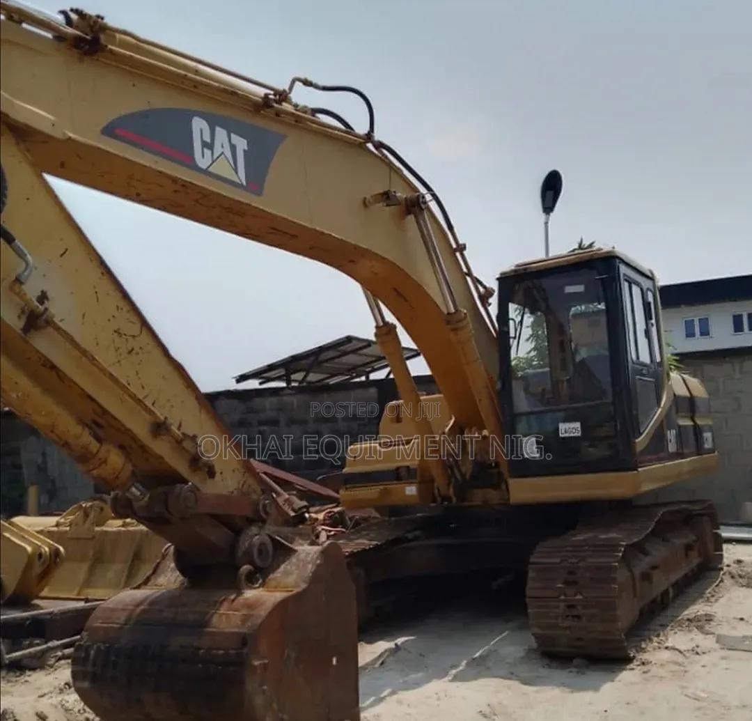 Direct Tokunbo Cat Excavator 320bl