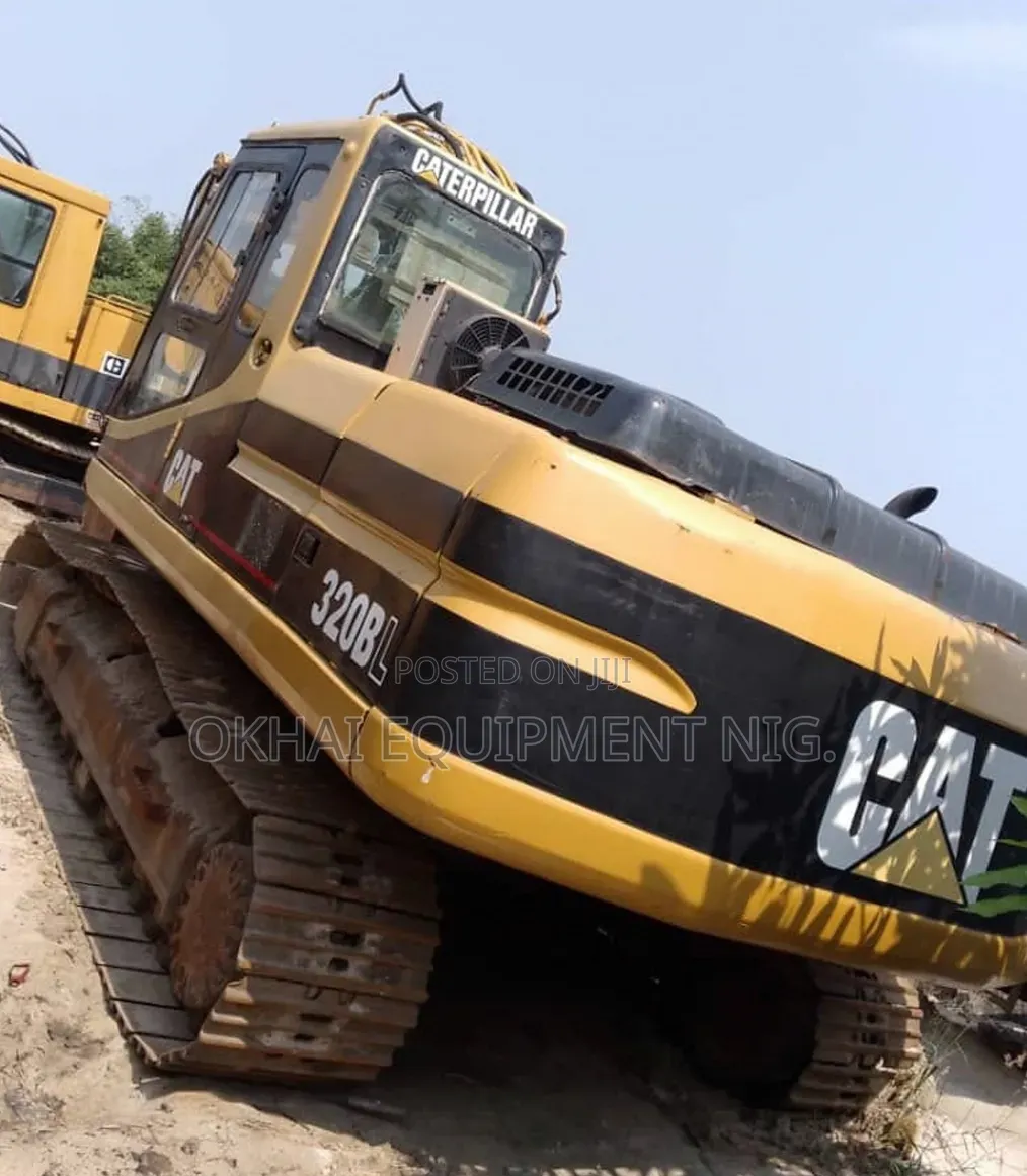 Direct Tokunbo Cat Excavator 320bl