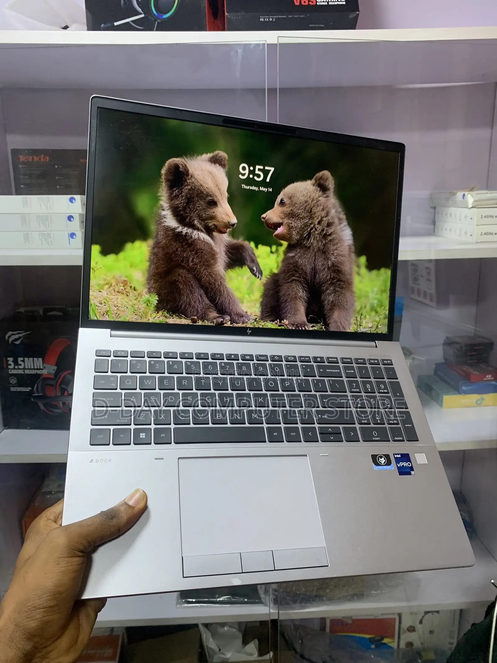 Laptop HP ZBook Firefly 16inch G9 32GB Intel Core i7 SSD 1T