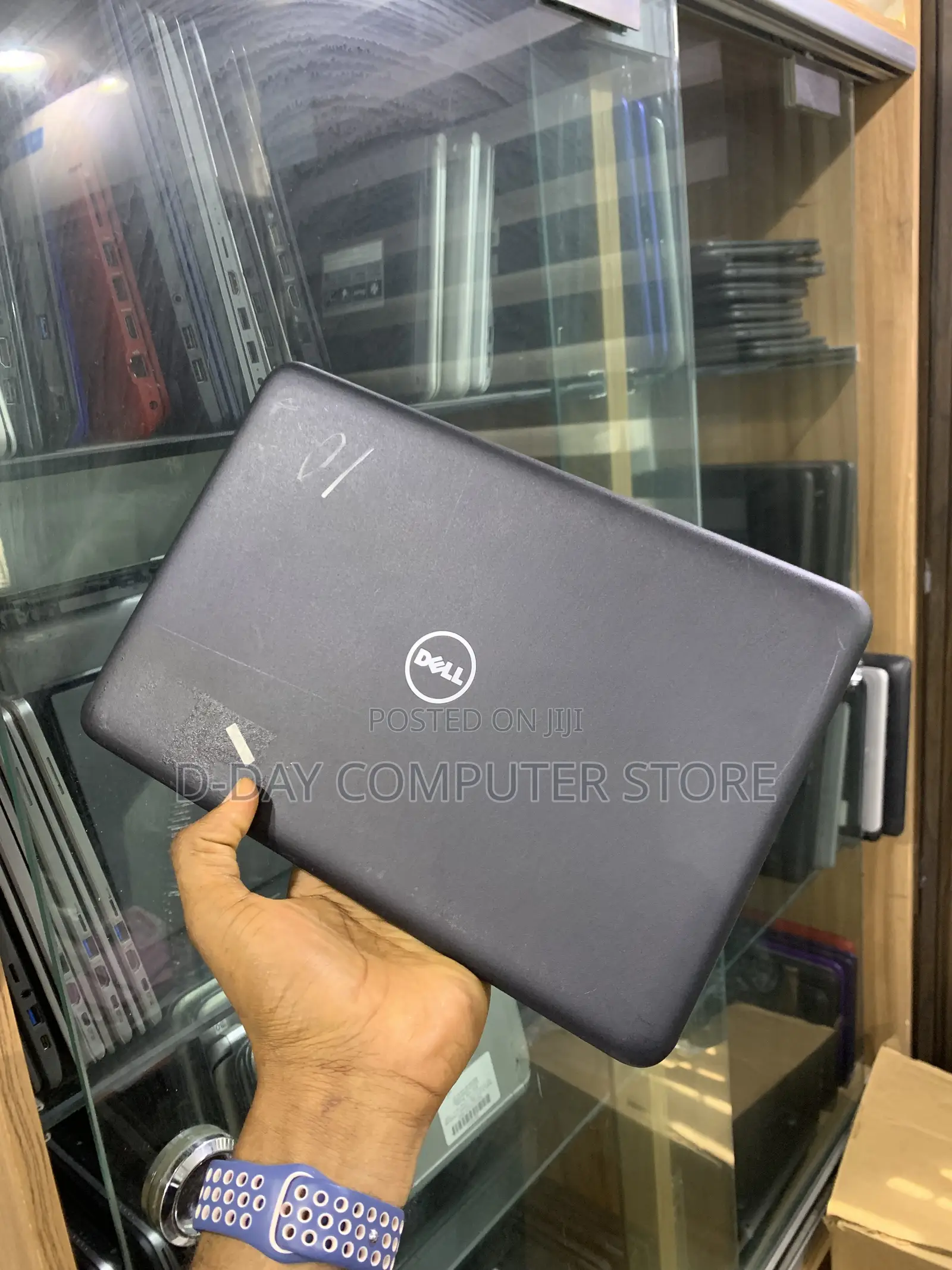 Laptop Dell Latitude 11 3180 4GB Intel Pentium SSD 128GB