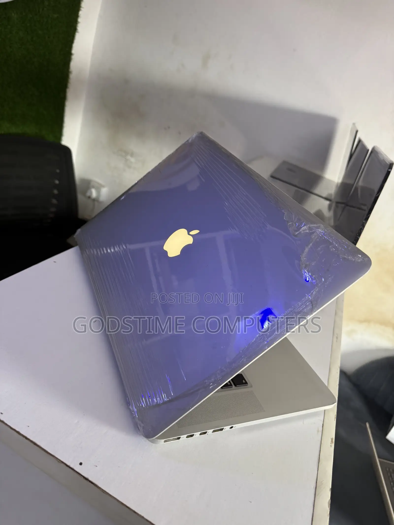 Laptop Apple MacBook Pro 2015 16GB Intel Core i7 SSD 256GB