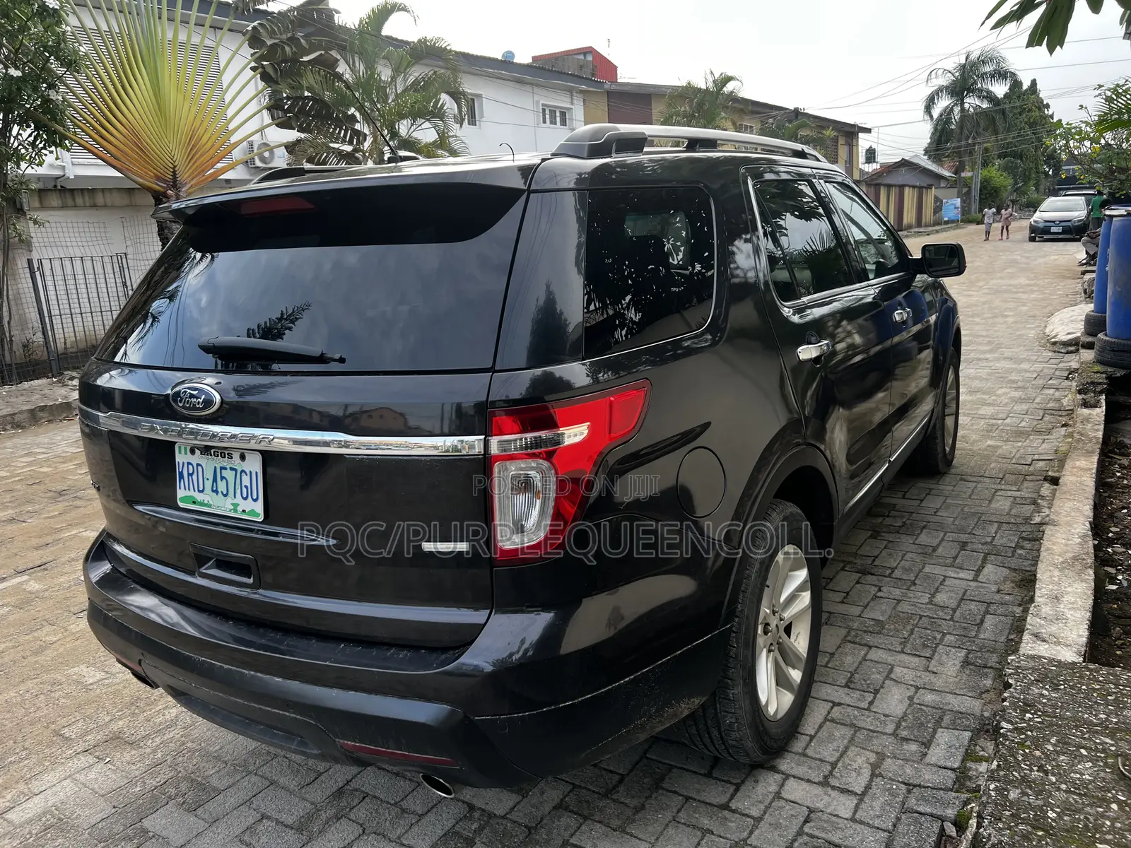 Ford Explorer Limited 4dr SUV AWD (3.5L 6cyl 6A) 2014 Matt Black
