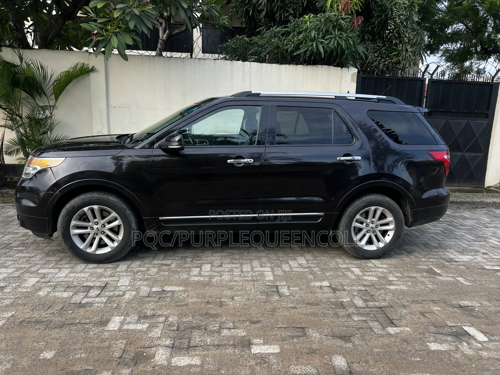 Ford Explorer Limited 4dr SUV AWD (3.5L 6cyl 6A) 2014 Matt Black