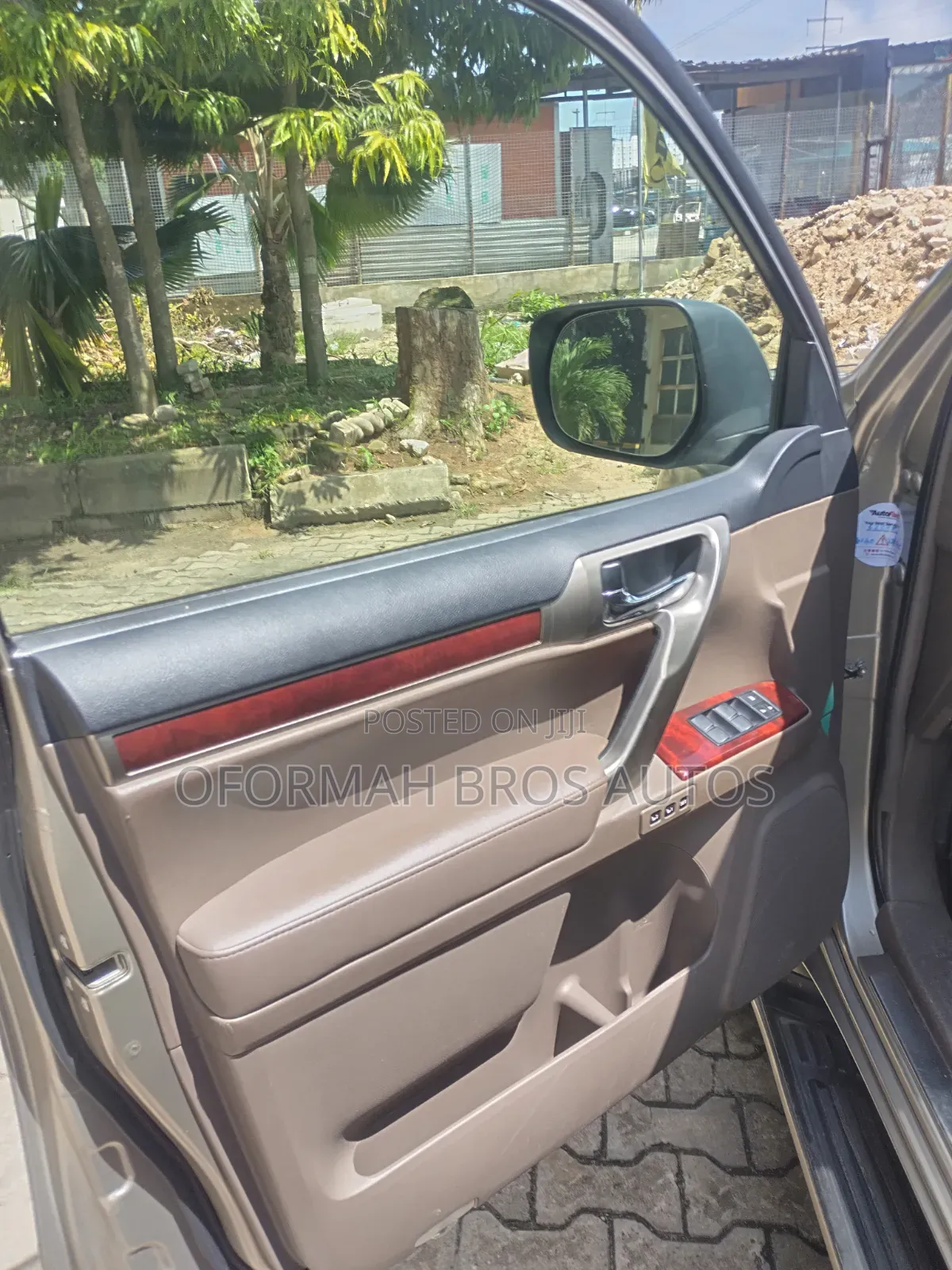 Lexus GX 2013 Gold