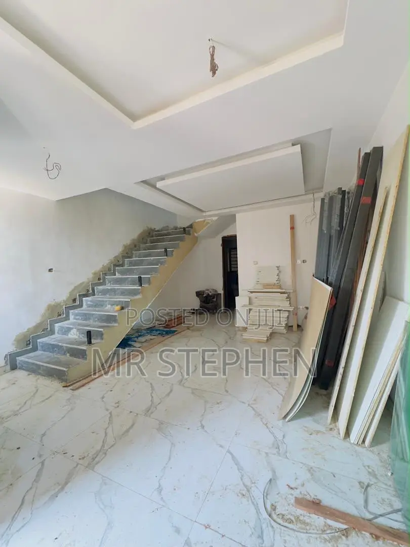 4bdrm Duplex in Phase 1 / Gbagada for sale
