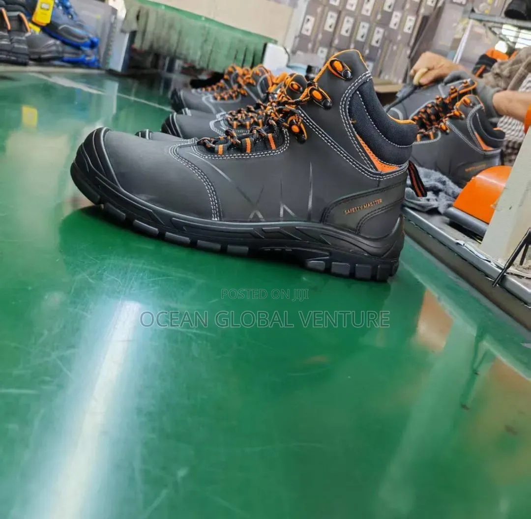 Safety Master Boot