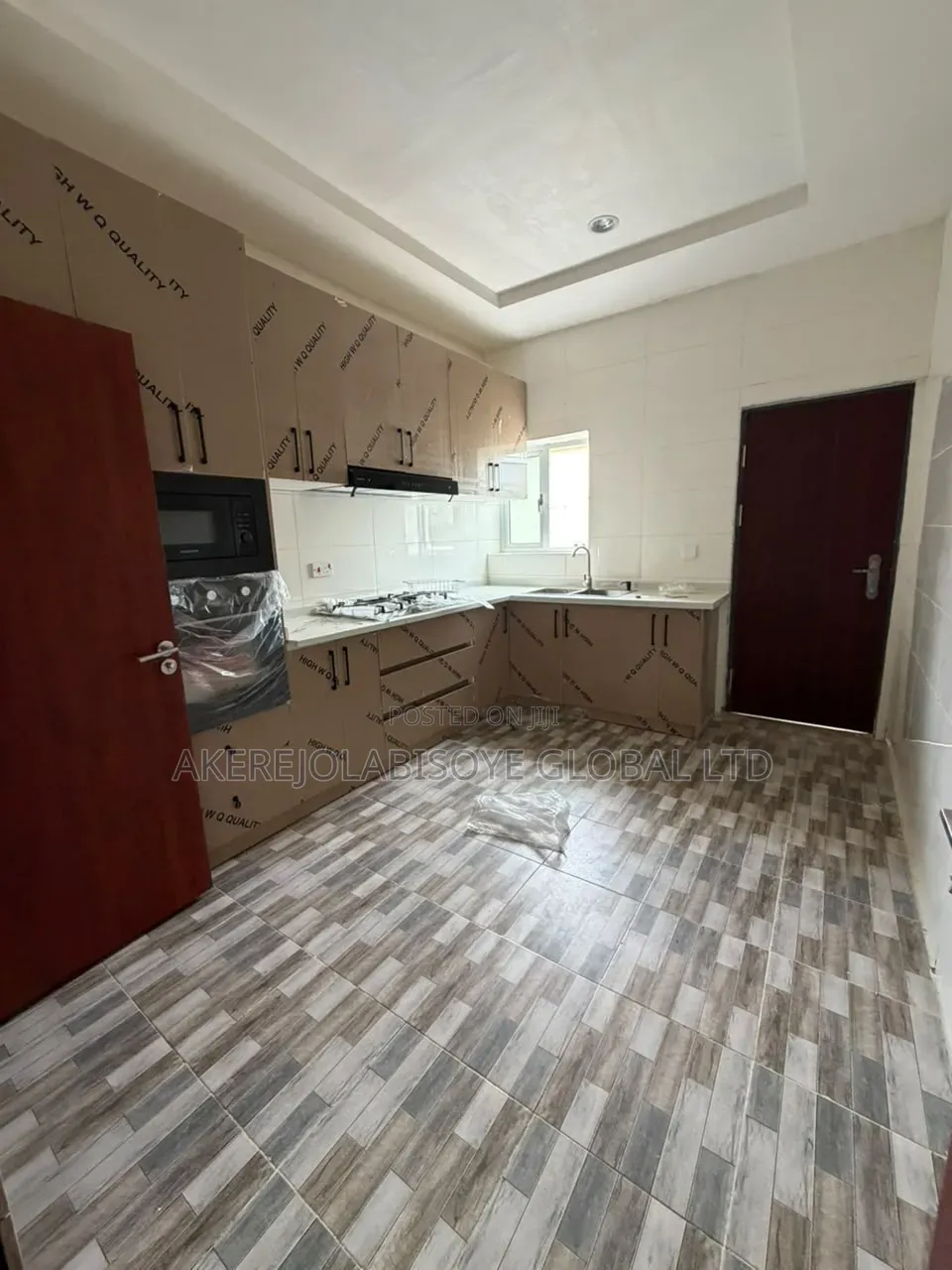 4bdrm Duplex in Karsana for sale