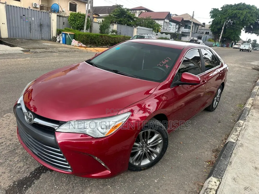 Toyota Camry 2015 Red