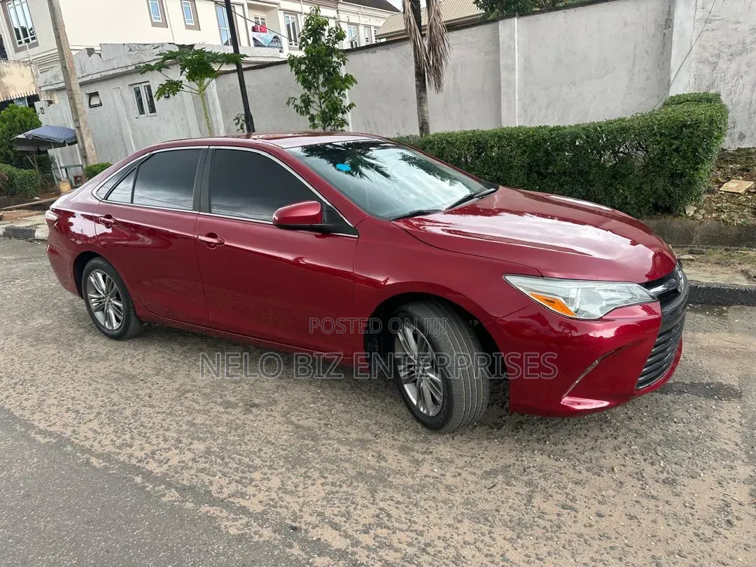 Toyota Camry 2015 Red