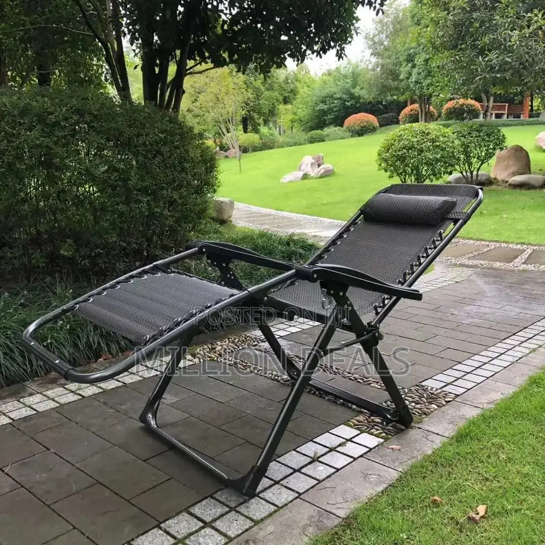 Trendy Luxury Fancy Relaxation Chair/Bed