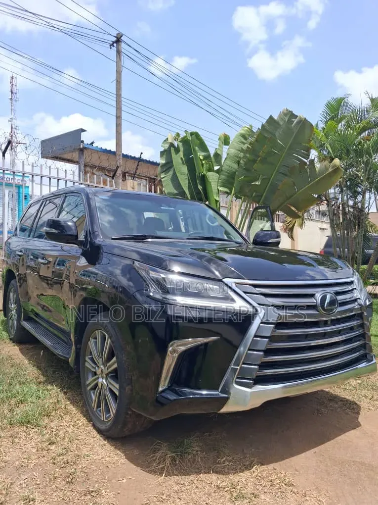 Lexus LX 2017 Black