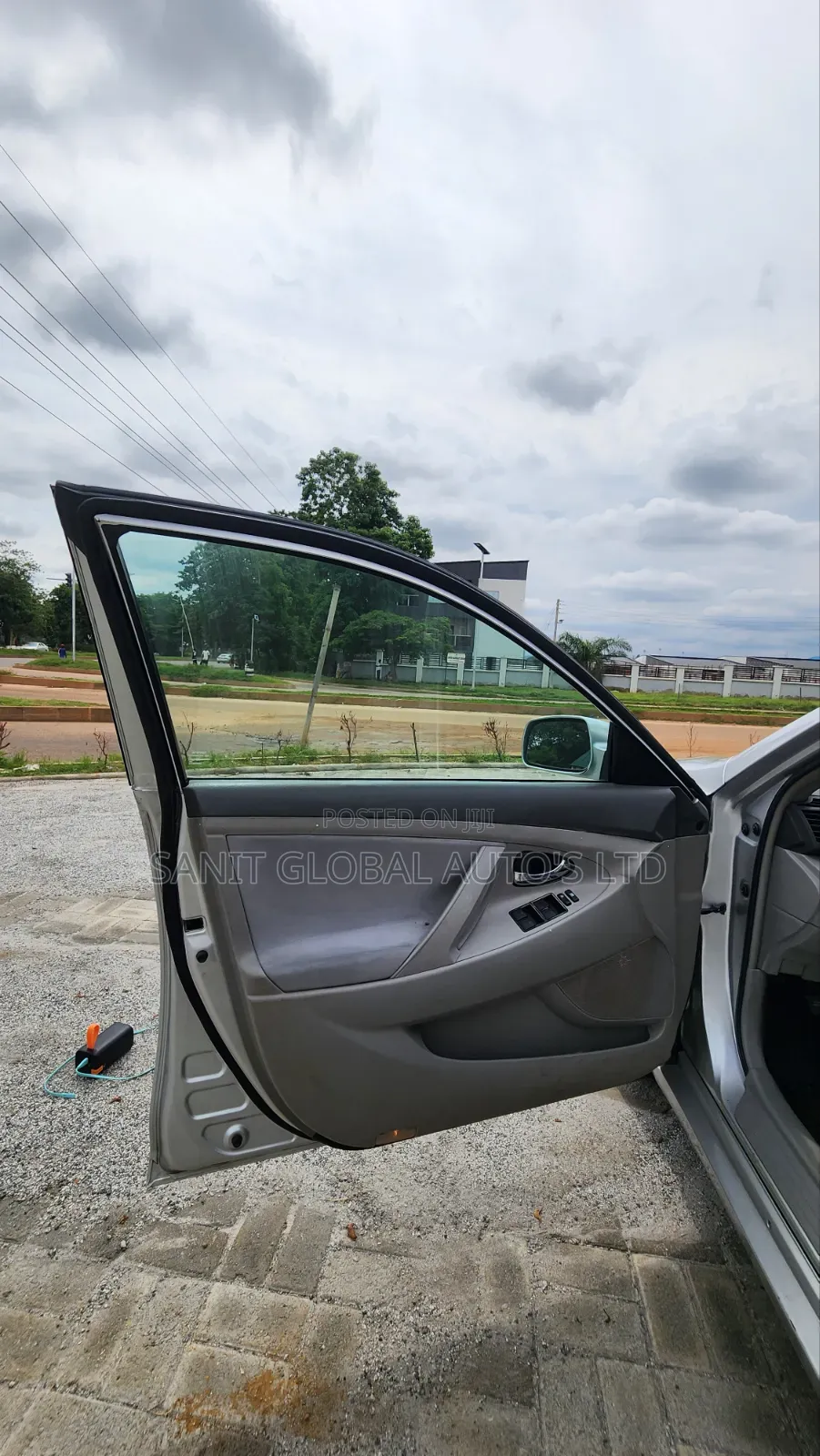 Toyota Camry 2010 Silver