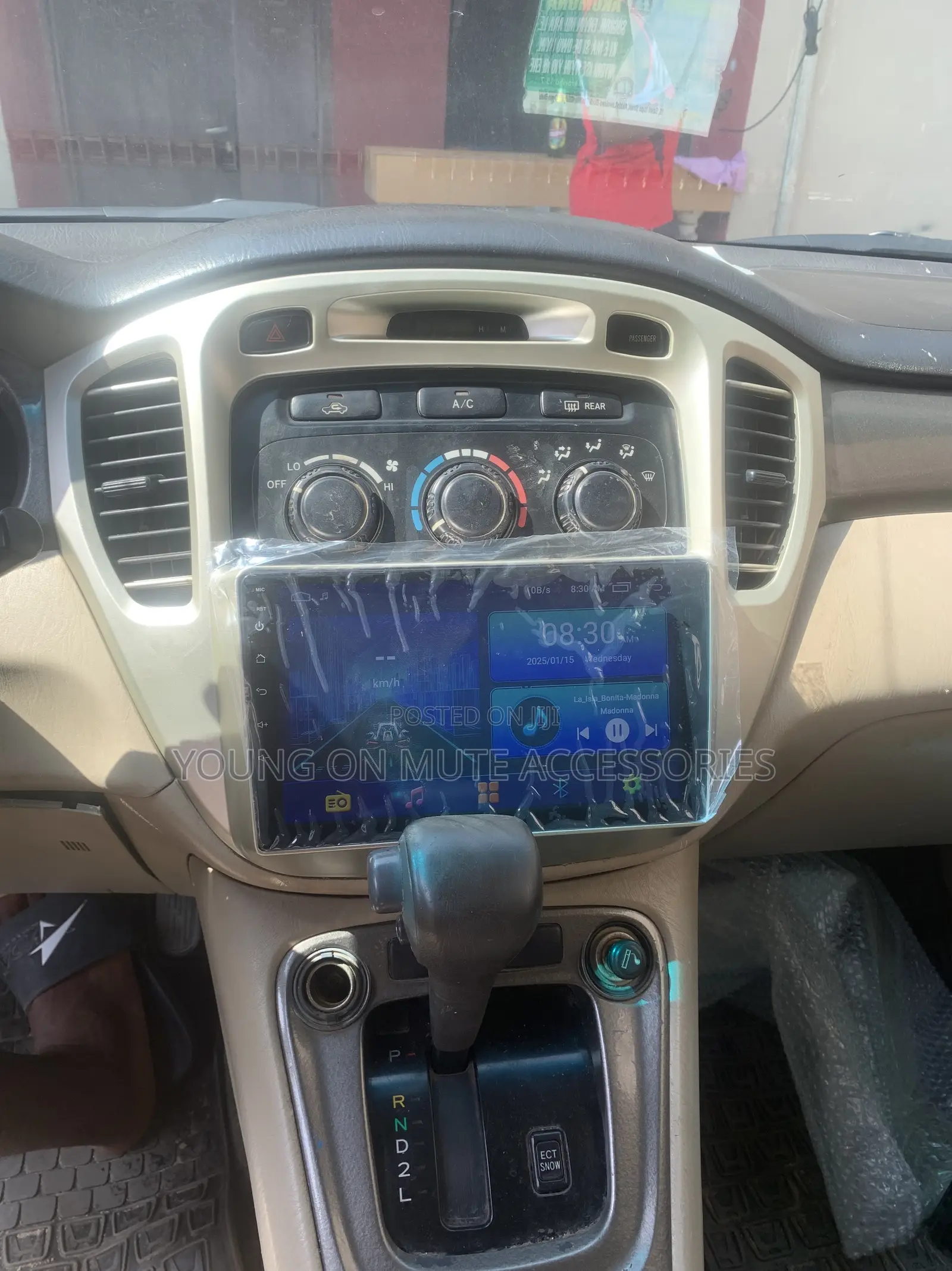 2002-2007 Toyota Highlander Android Navigation + Reverse Camera