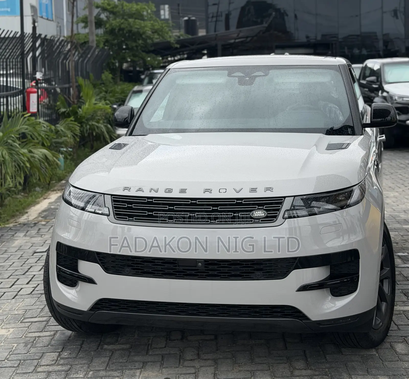 Land Rover Range Rover Sport P400 SE Dynamic 4WD 2023 White