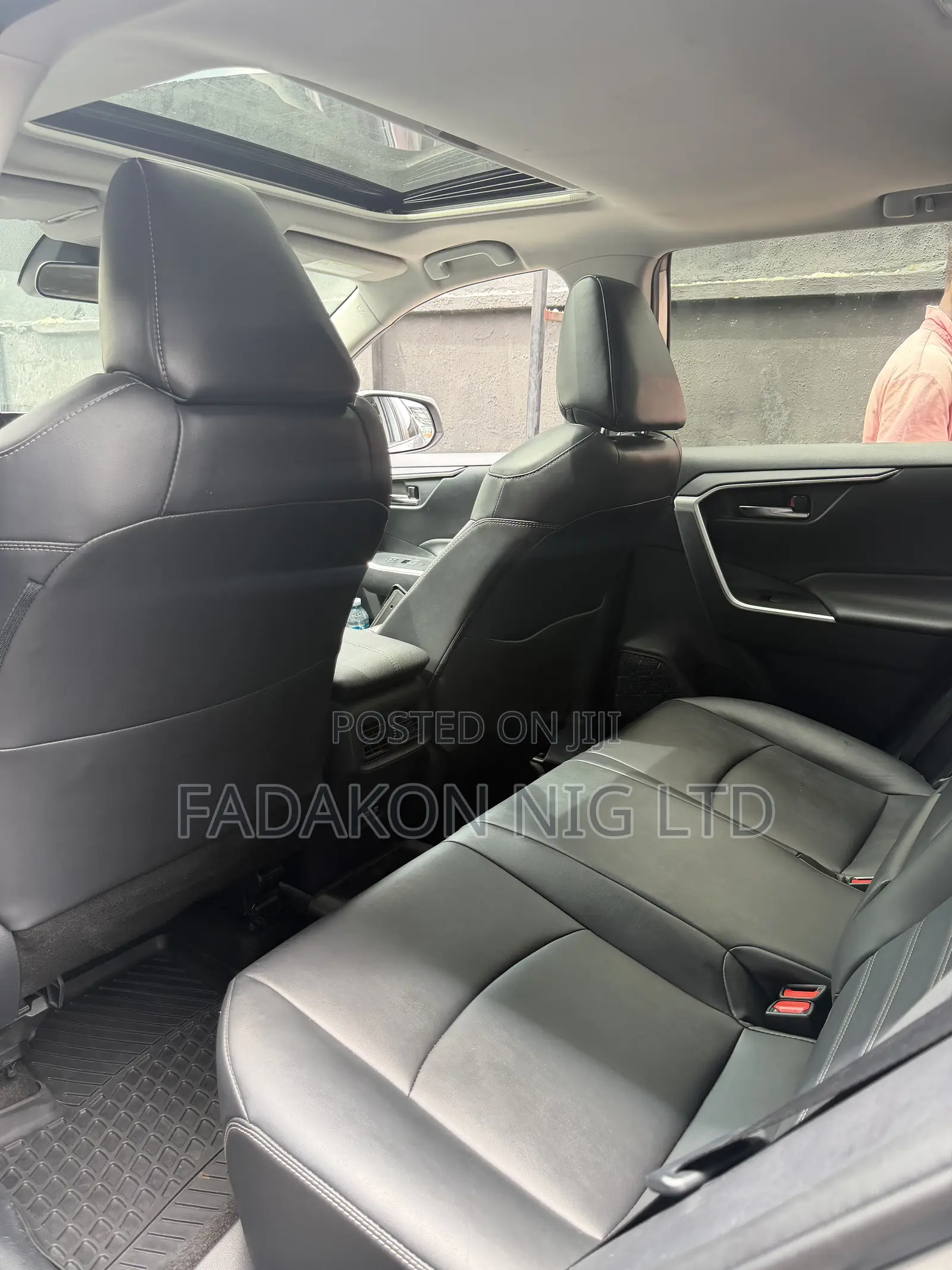 Toyota RAV4 XLE AWD 2024 Gray