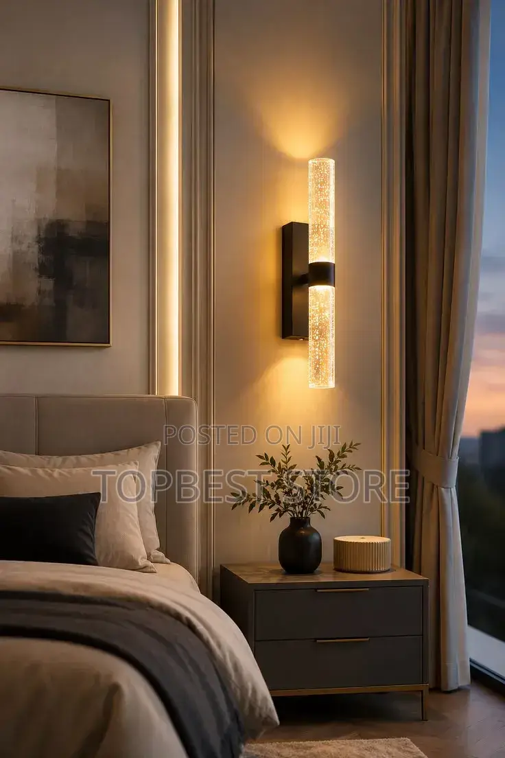 Luxury Brass Wall Sconce Light for Elegant Hallways
