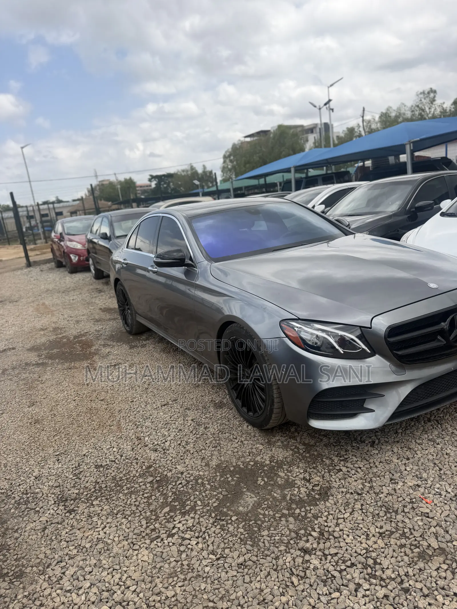 Mercedes-Benz E300 2018 Black