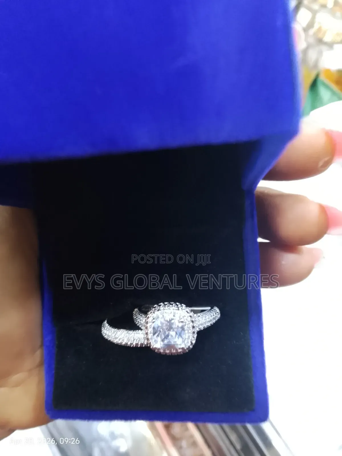 2pc Wedding Rings With Ring Box