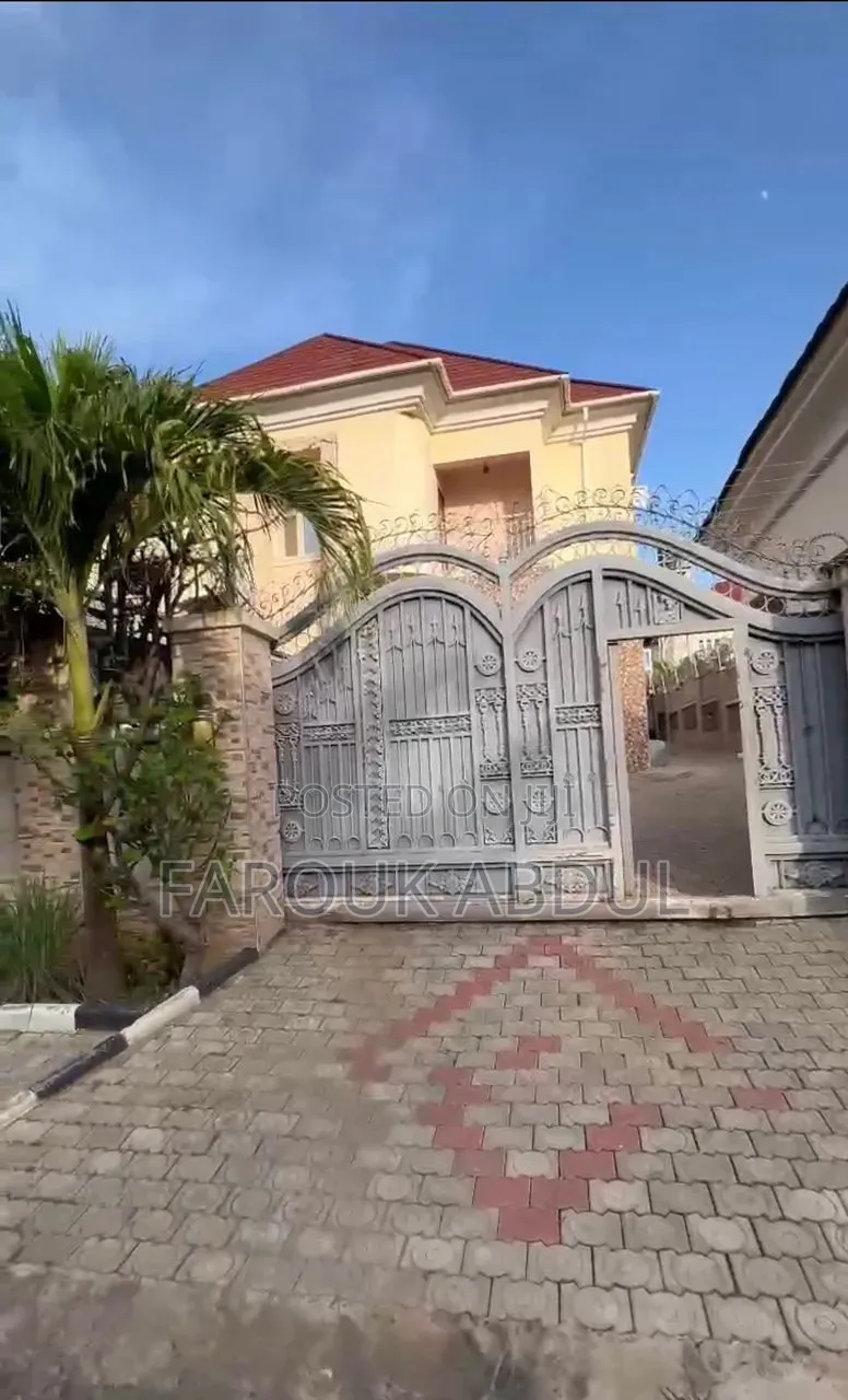 5bdrm Duplex in Aero Gardens Estate, Kuje for sale