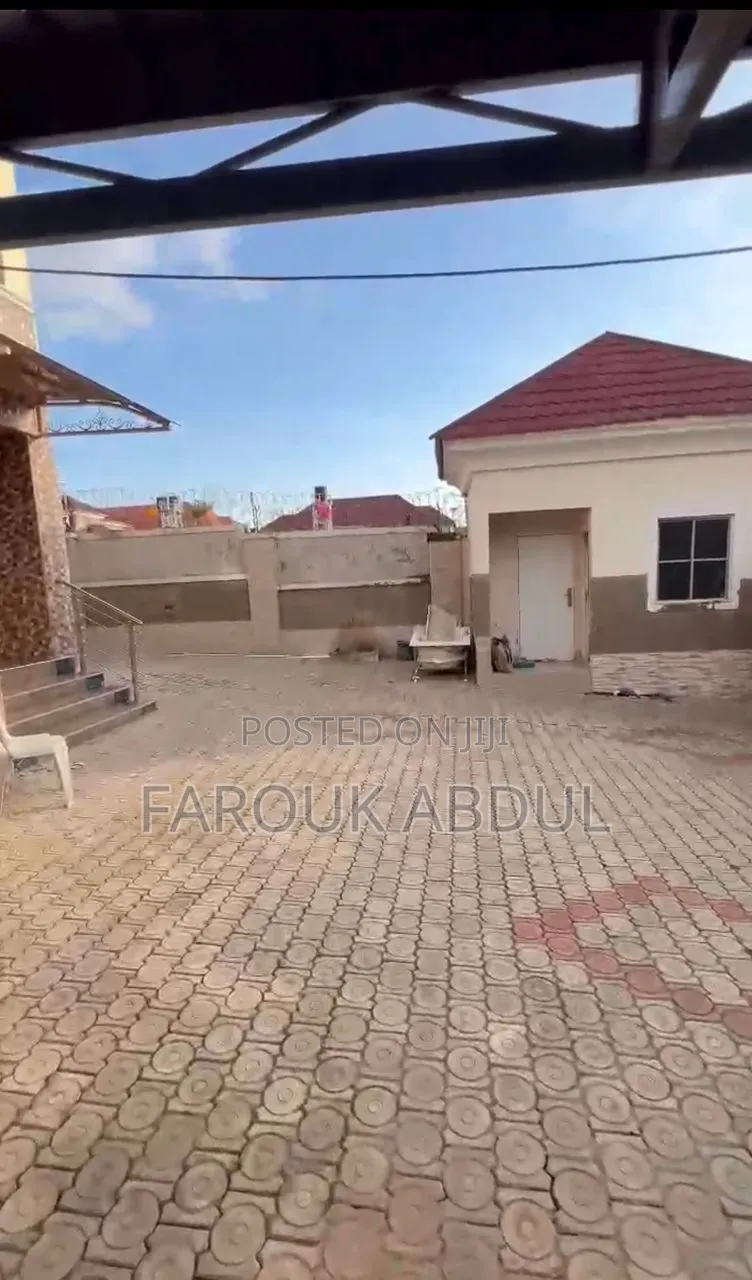 5bdrm Duplex in Aero Gardens Estate, Kuje for sale