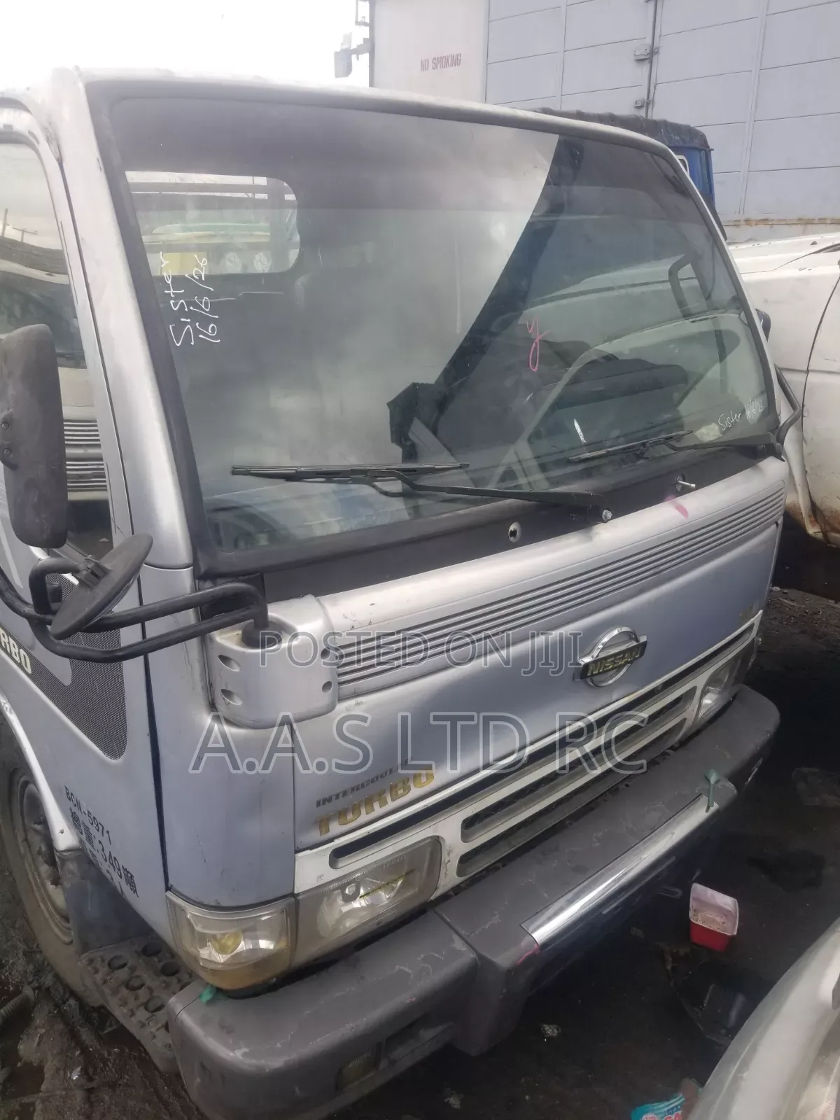 Nissan Cabster