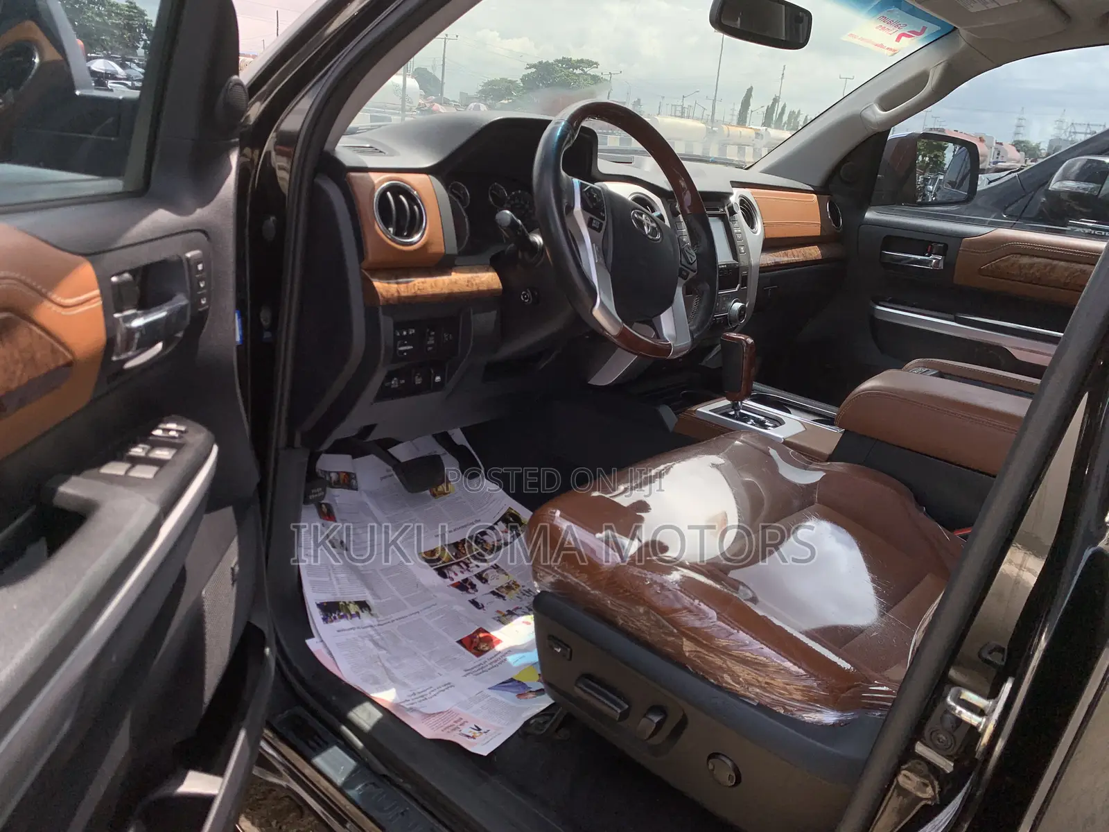 Toyota Tundra 2017 Black