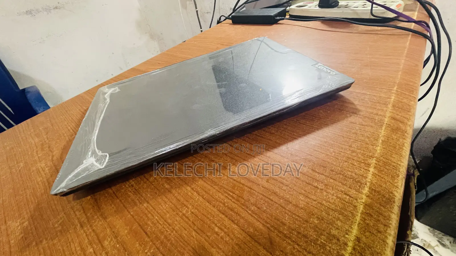 Laptop Lenovo V15 12GB AMD Ryzen 5 SSD 512GB