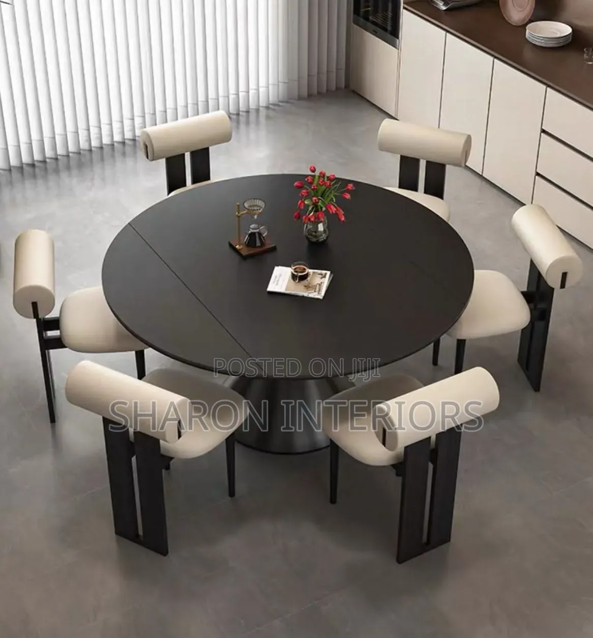 Round Dining Table By6