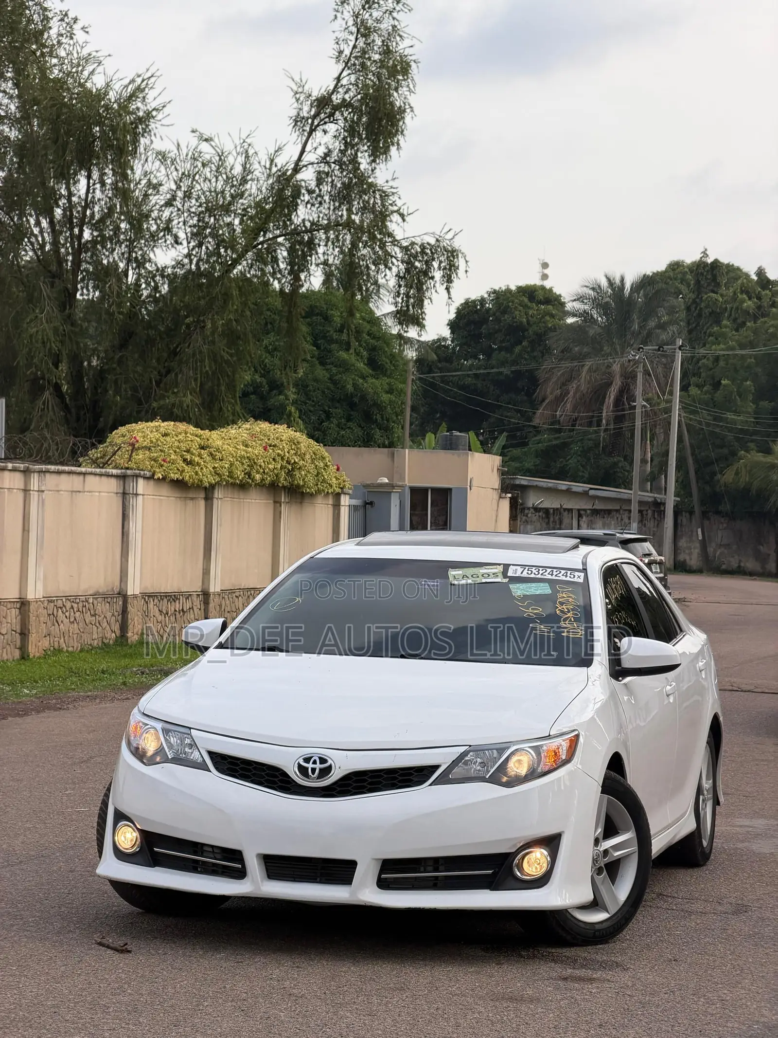 Toyota Camry 2014 White