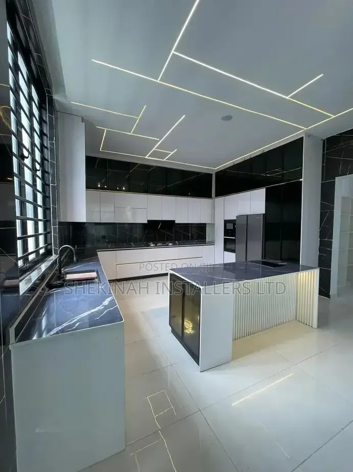Furnished 5bdrm Duplex in Chevron Lekki for sale