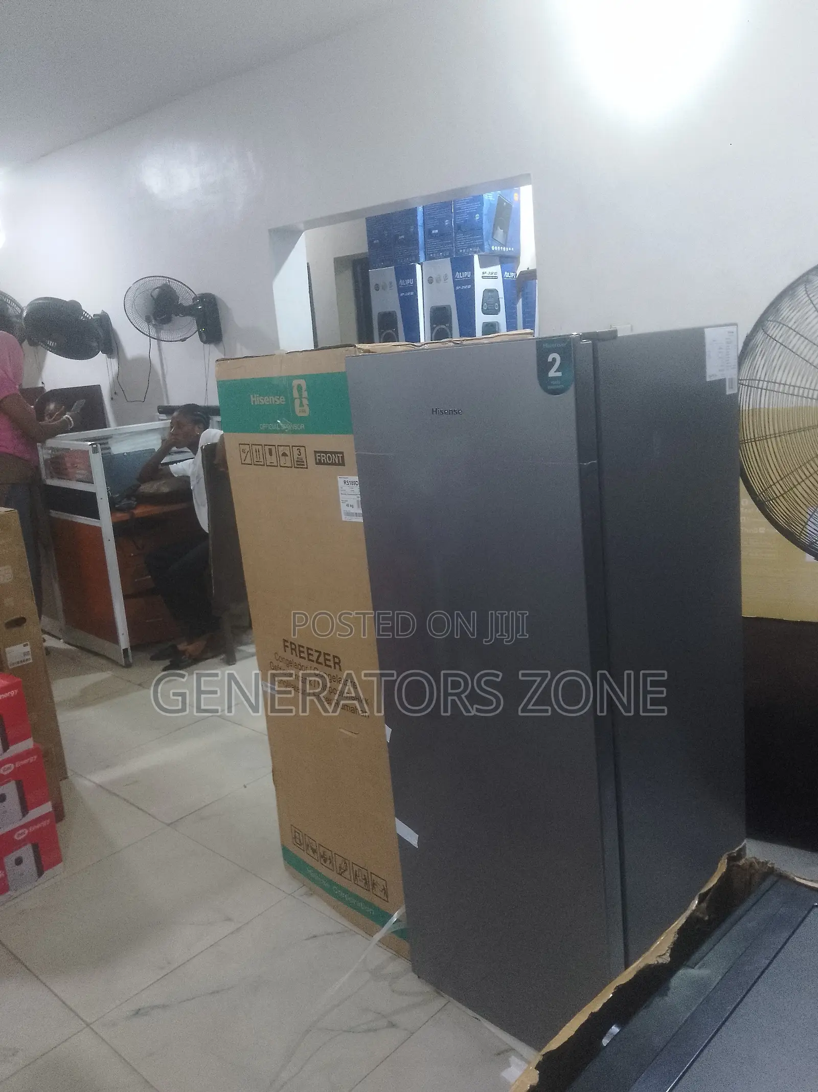 Hisense Standing Freezer 190l – Compact and Spacious