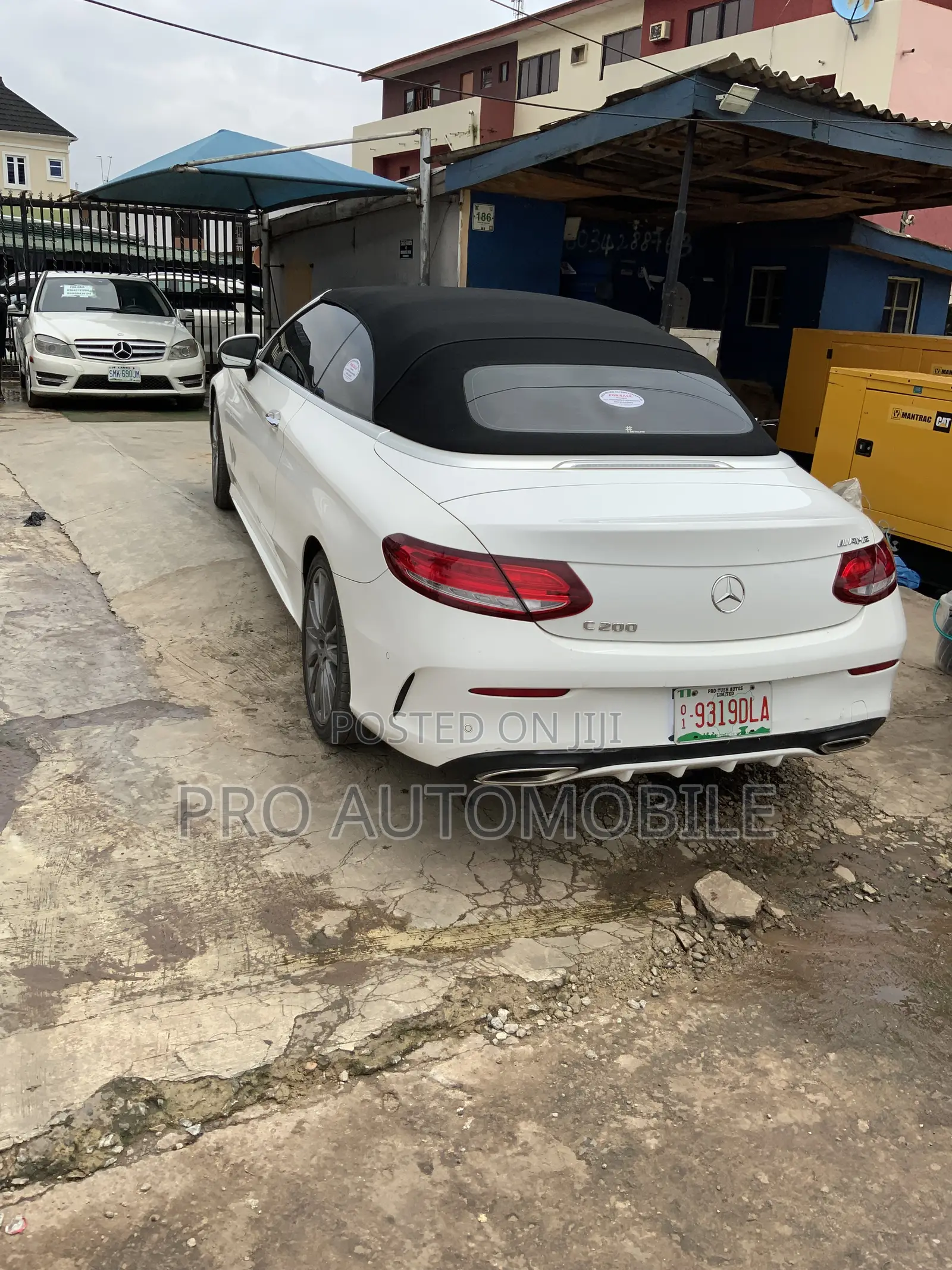 Mercedes-Benz C-Class C 200 (A205) 2017 White