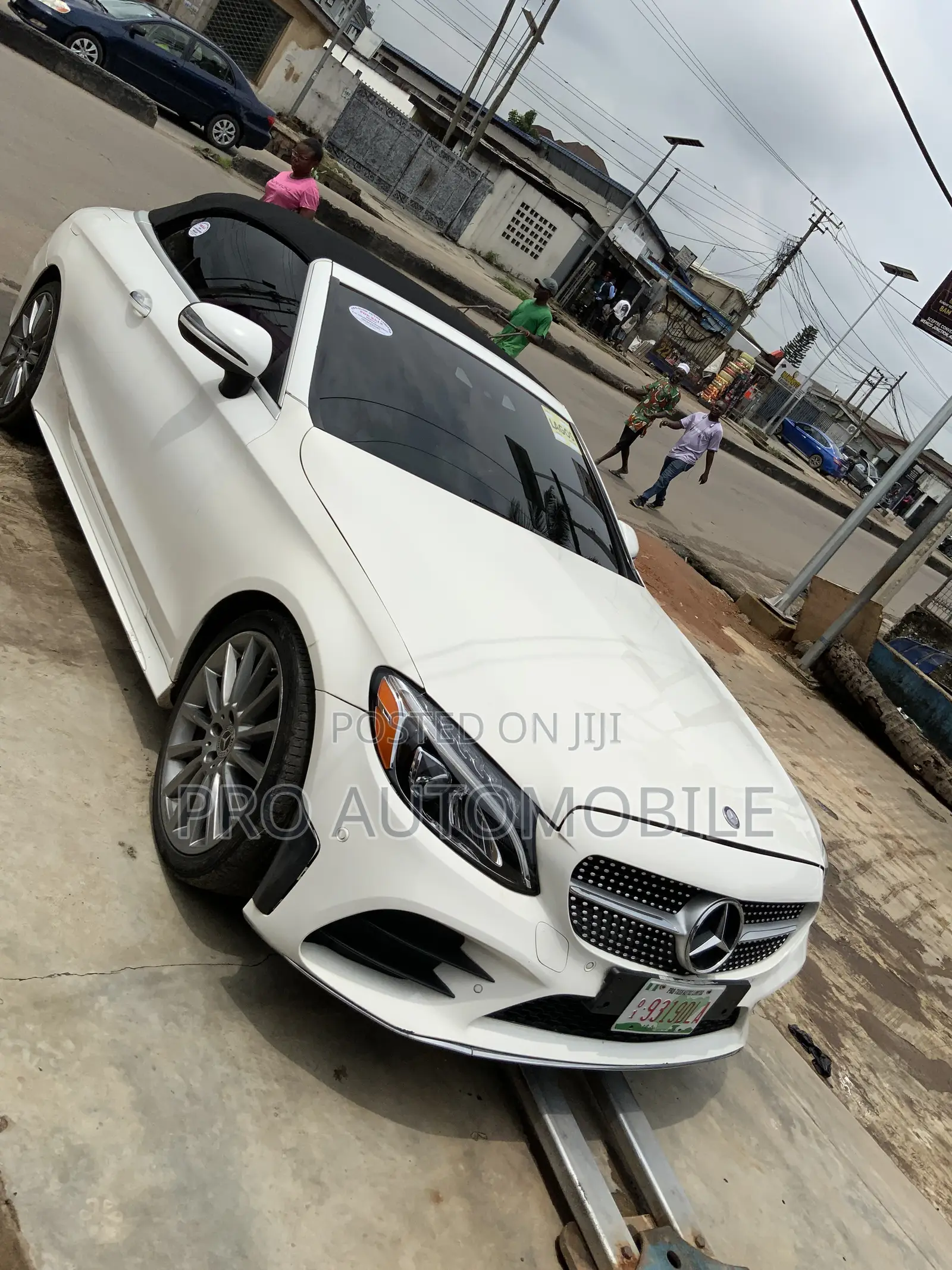Mercedes-Benz C-Class C 200 (A205) 2017 White