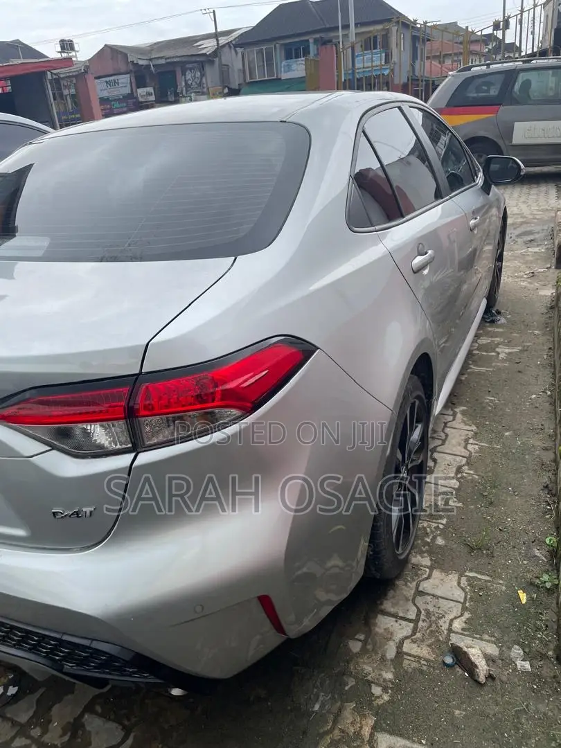Toyota Corolla 2023 Silver