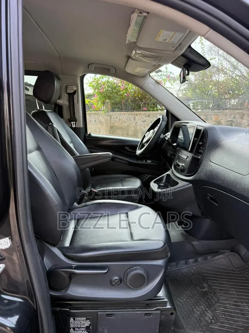 Mercedes-Benz Sprinter 2018 Black
