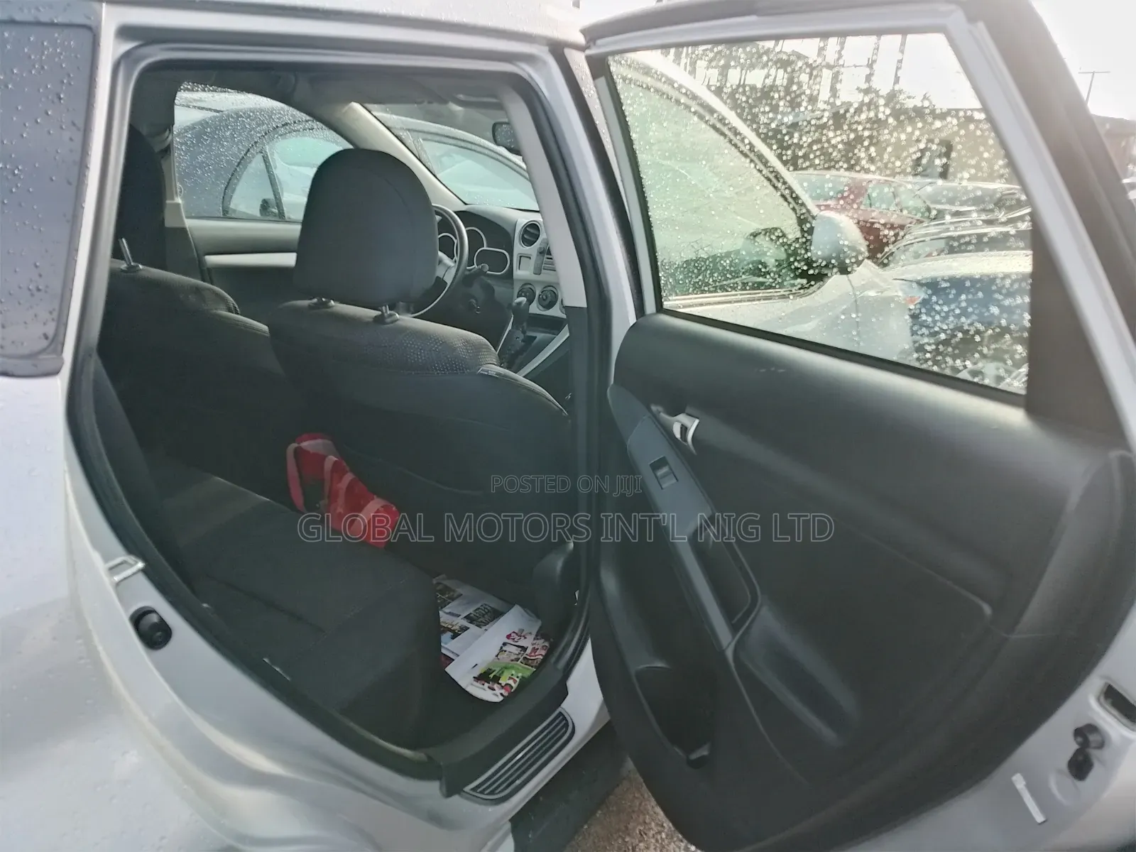 Toyota Pontiac Vibe 2010/2011. Full Option